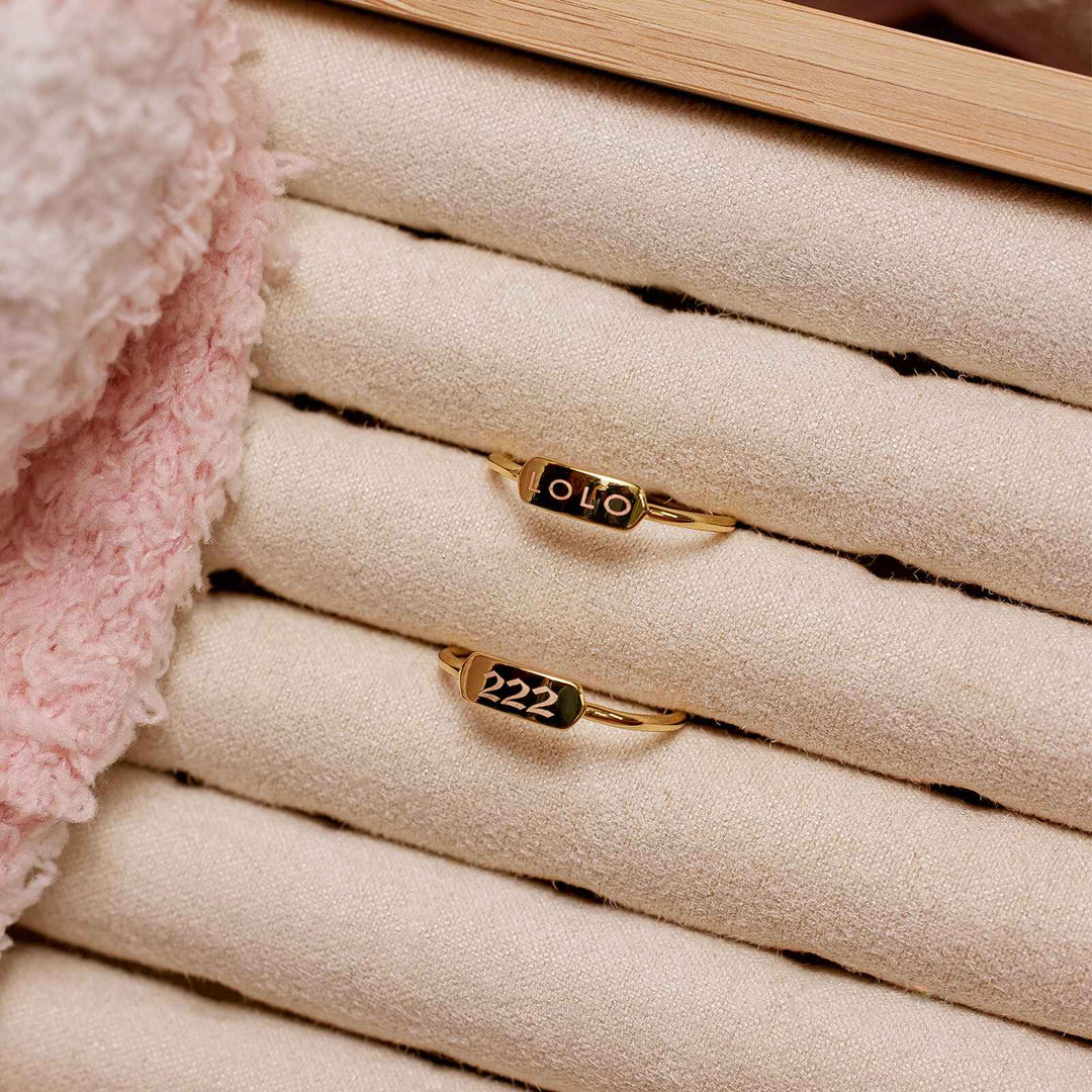 Engravable Bar Ring