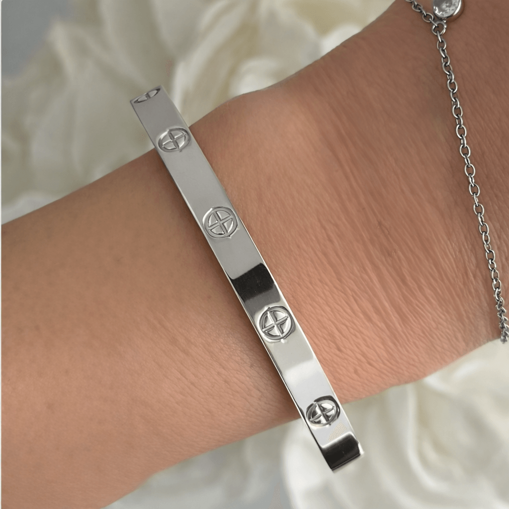 Linked Babe Bangle